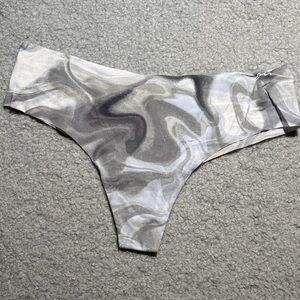 PINK VS No Show Thong Large